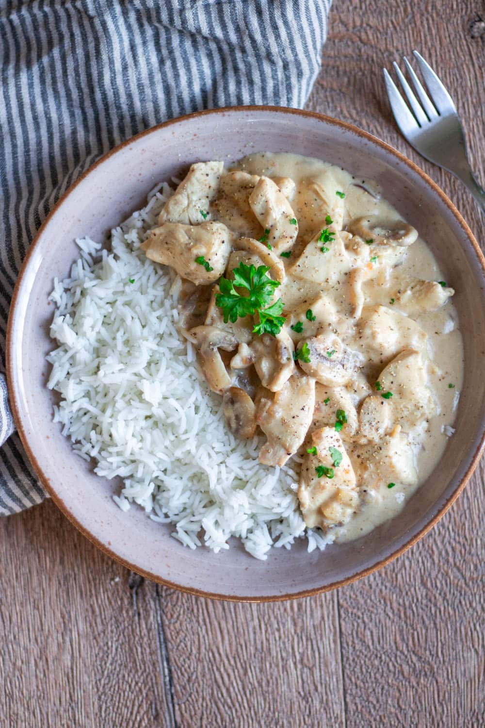 Easy Chicken Stroganoff: Creamy Mushroom Chicken And Rice